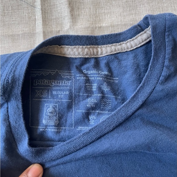 Patagonia Blue Tee Shirt - Picture 3 of 6